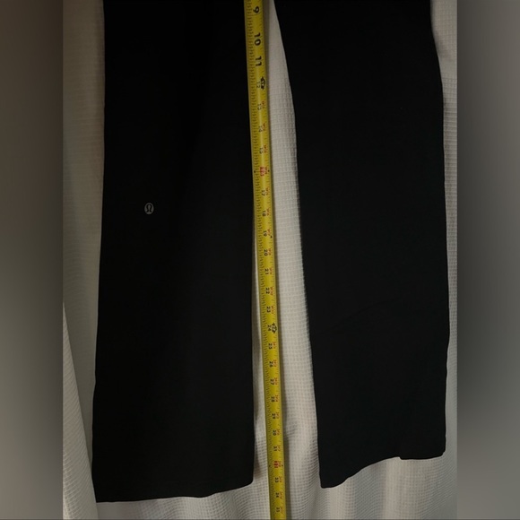Lululemon Boot Cut Workout Pants - Picture 5 of 5